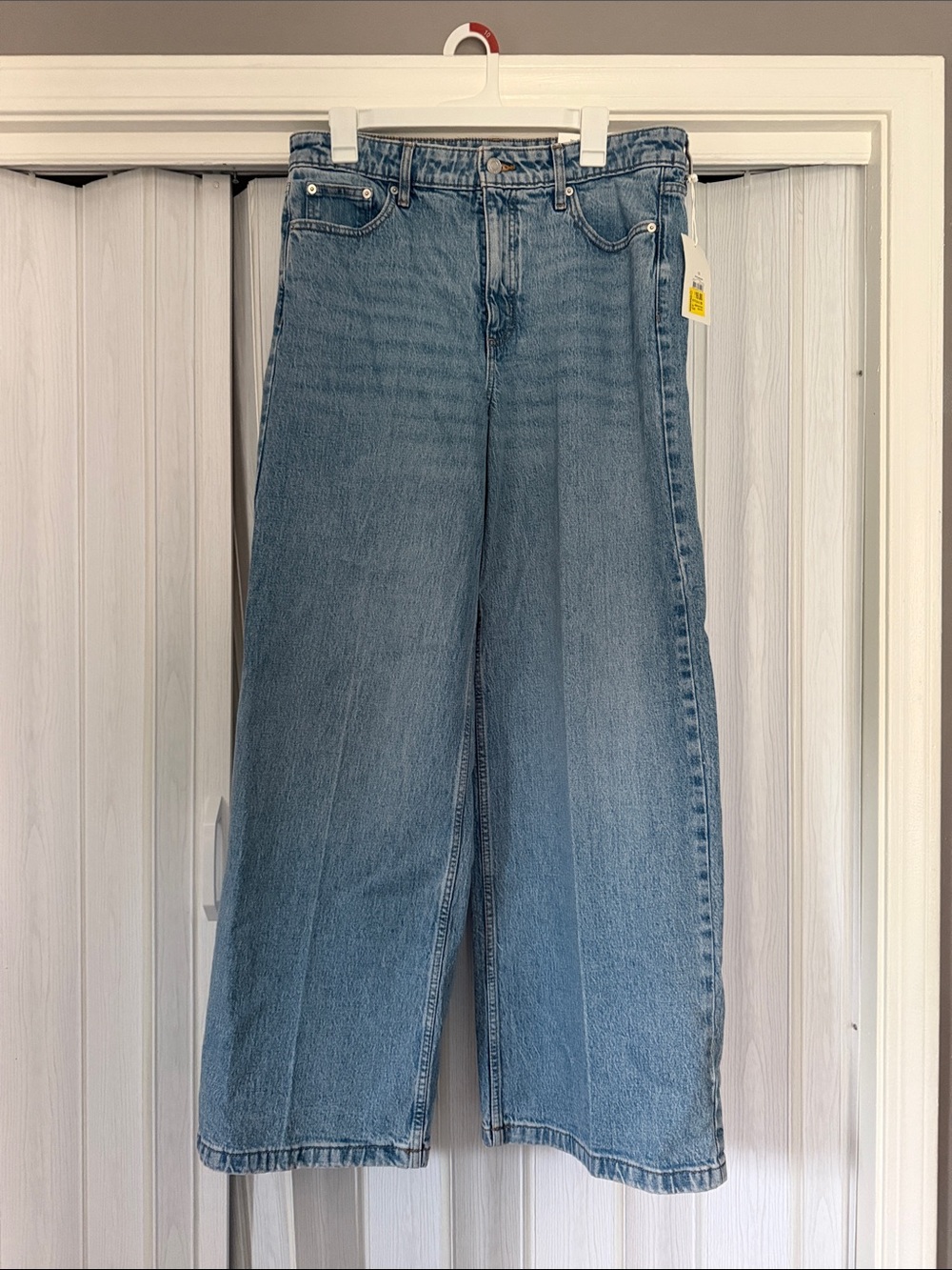 High-Rise Wide Leg Jeans - Light Blue